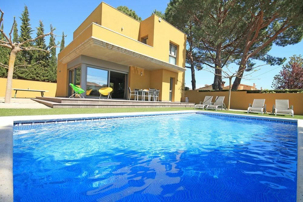 Villa Marianna L'Escala Exterior photo